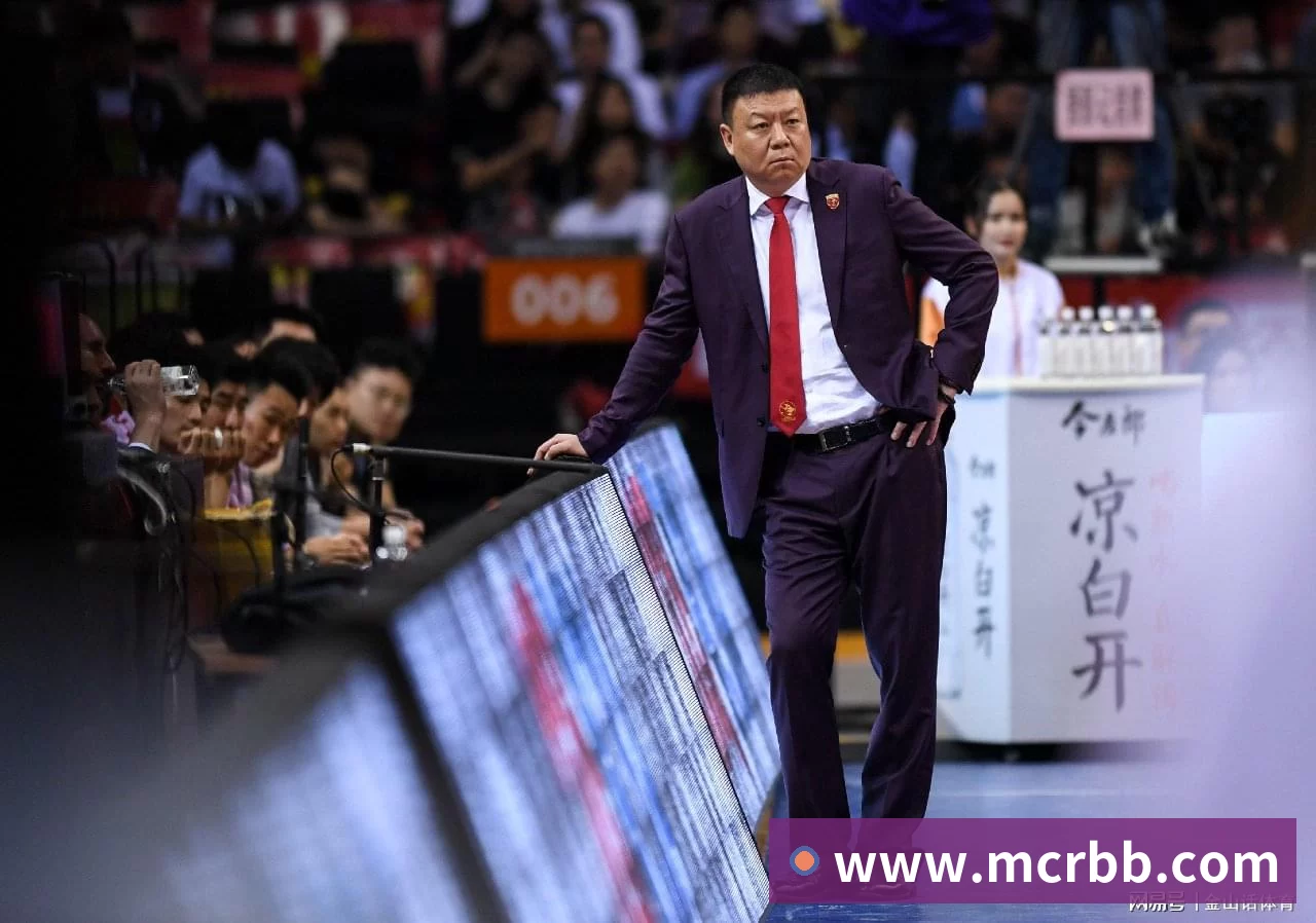 西班牙19岁网球天才打疯了!横扫世界第8,世界第一都来凑热闹! - 雨燕直播 - 专业高清直播平台,随时随地观看精彩内容